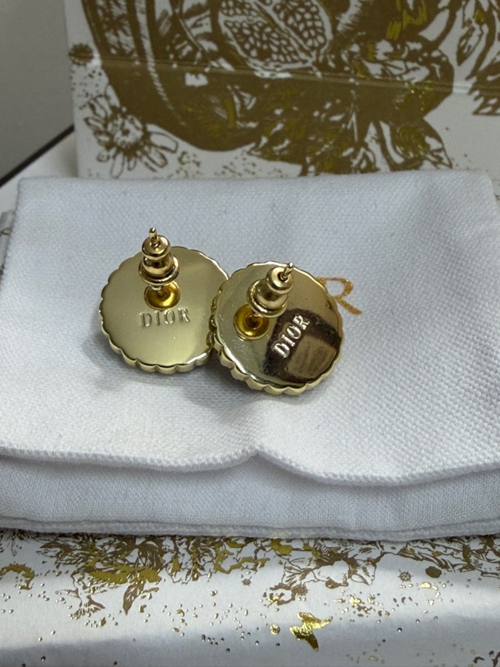 Dior Black and Gold Pearl-Trim Button Earrings - Picture 5 of 5